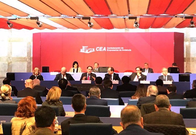 Junta directiva de la Confederación de Empresarios de Andalucía (CEA).