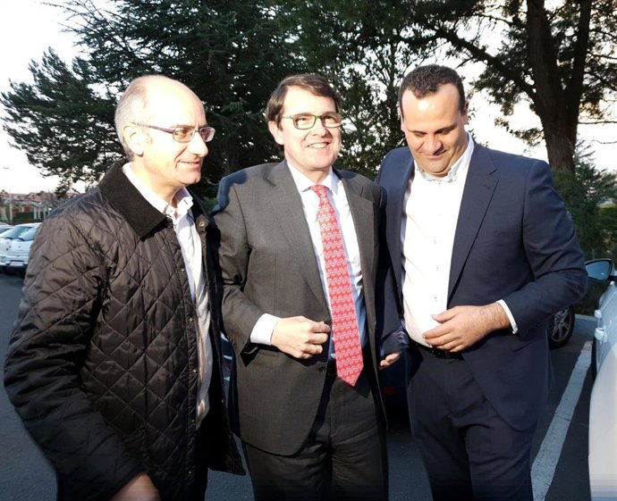 Fernández Mañueco cree que la derogación de la reforma laboral sería "una decisi