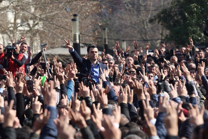 El líder opositor de Albania, Lulzim Basha, durante una manifestación en Tirana