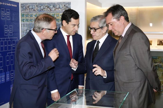 Guirao, Moreno, Medel y Espadas inauguran la muestra de los Machado en Sevilla