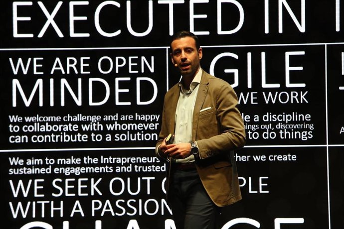 Oracle reúne a más de 500 empresas en un evento de aplicaciones de negocio en la