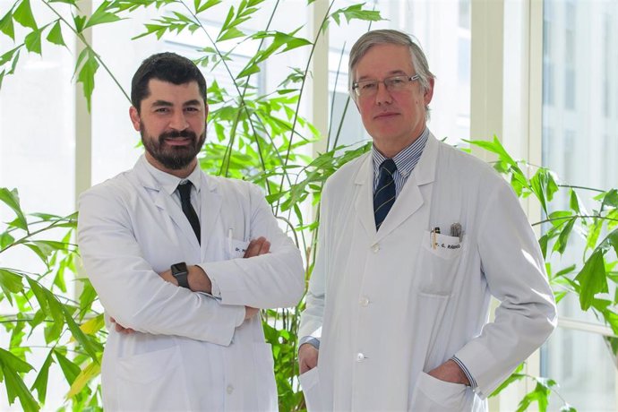Implantan por primera vez en España en dos pacientes coronarios un nuevo 'stent'