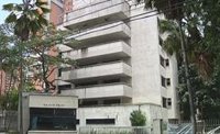 Derriban el edificio Mónaco, símbolo del narco y de Pablo Escobar