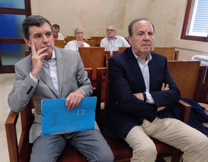 El expresidente Jaume Matas y el exconseller José María Rodríguez en el segundo 