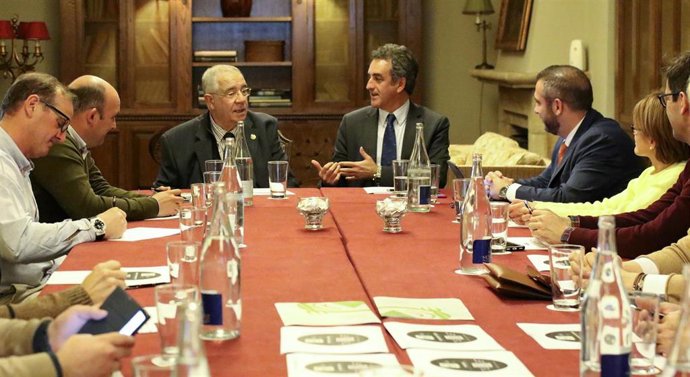 Ocho restaurantes de Santillana aplicarán un proyecto de accesibilidad sensorial