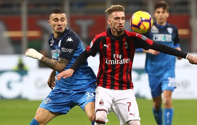 Samuel Castillejo, en un partido con el AC Milan