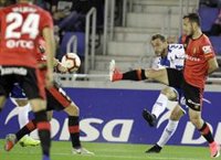 El Tenerife salva un punto ante el Mallorca y coge aire