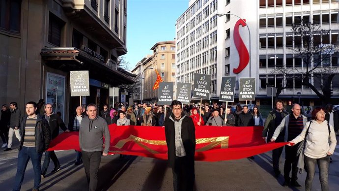 Una manifestación llama en Pamplona a "enfrentar las ideas de la ultraderecha"