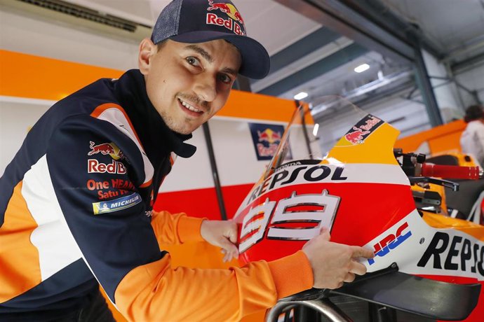 Jorge Lorenzo se estrena con el Repsol Team Honda