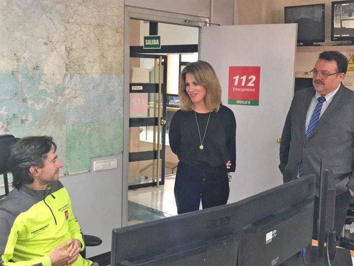 Np Y Foto Visita Ana Mestre Emergencias 112