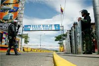 El Gobierno de Venezuela culpa a la oposición y rebaja a 42 los heridos en la frontera con Colombia