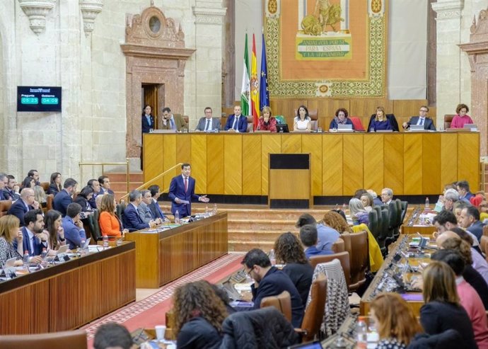 Pleno en el Parlamento andaluz