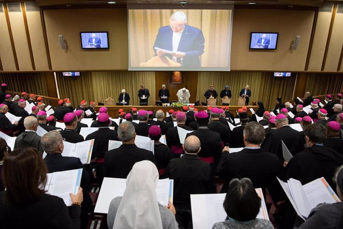 El Papa en la cumbre antipederastia