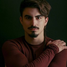 El poeta Andrés Avendaño recita este lunes en El Sur dentro de los 'Lunes Litera