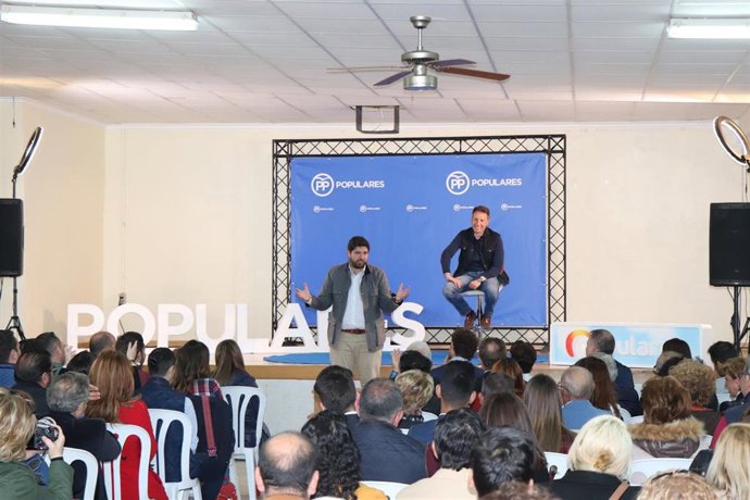 López Miras: "Impulsaremos una Ley con ayudas y medidas para mejorar la calidad 