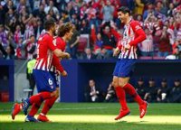 Morata 'moja' y el Atleti sigue muy vivo