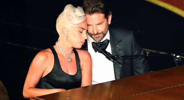 VÍDEO: El cómplice Shallow de Lady Gaga y Bradley Cooper en los Oscar 2019