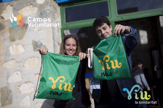 El IVAJ lanza la campaña 'viu la solidaritat' de campos de voluntariado