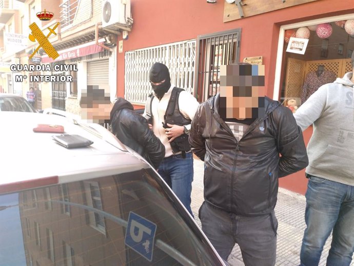 La Guardia Civil de Ávila detiene al autor de robos de móviles en diez provincia