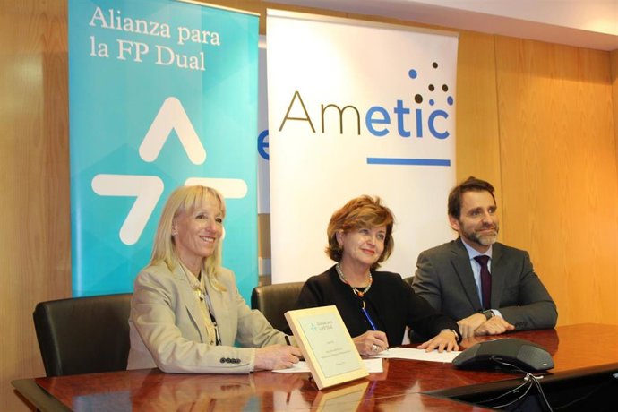 Ametic se suma a la alianza para la formación profesional dual