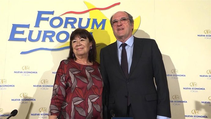 Presentación del candidato del PSOE a la Comuniodad de Madrid en un desayuno inf