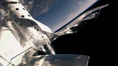 VÍDEO El espectacular vuelo del avión espacial de Virgin Galactica