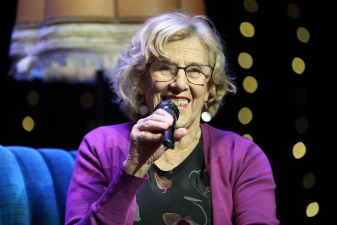 La alcaldesa de Madrid, Manuela Carmena, en una entrevista en Carne Cruda
