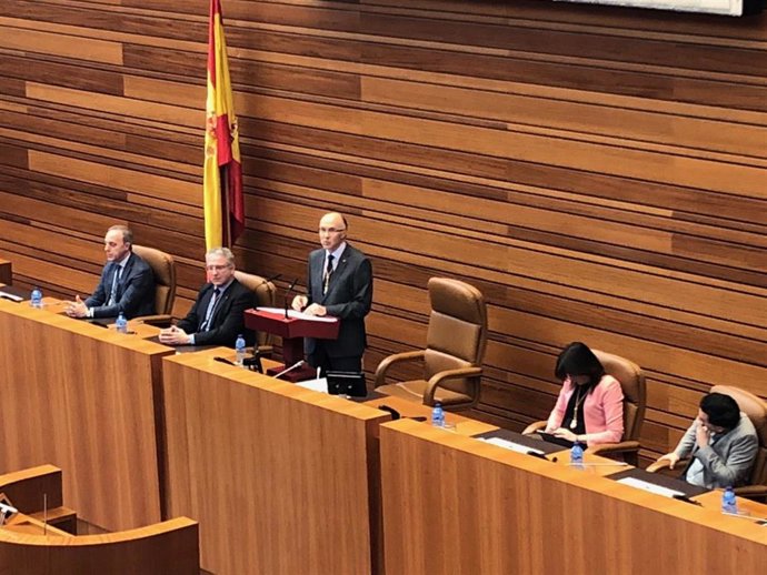 XXXVI Estatuto.- Medrano cree que el desarrollo de CyL "es incuestionable" y que