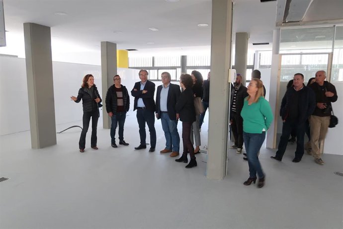 El conseller de Educación, Martí March, visita las obras del IES Puig de Sa Font