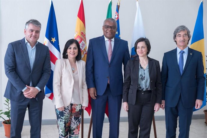 El Parlamento de Canarias impulsa en Cabo Verde una estrategia compartida de la 