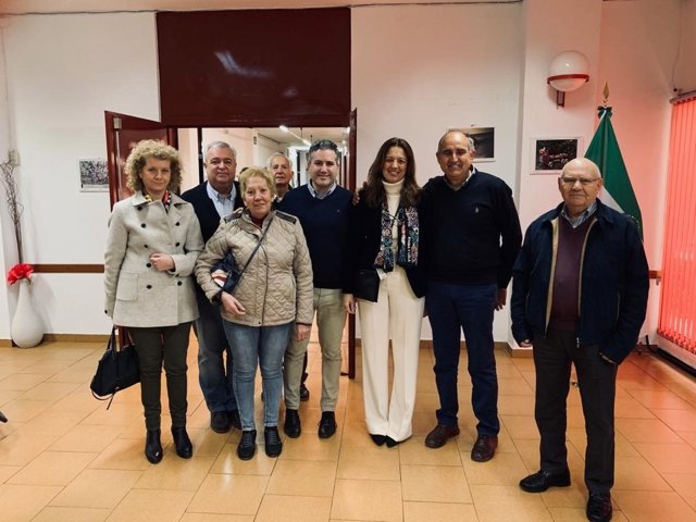 Visita al centro de participación activa para personas mayores Jaén II.