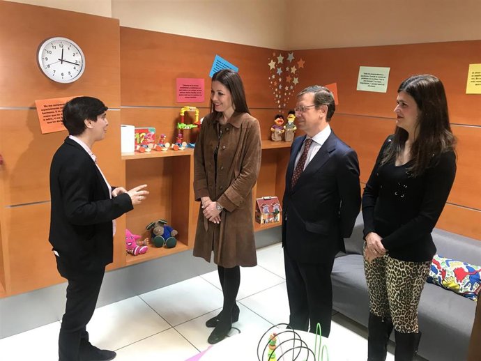 La Comunidad Apuesta Por El Acogimiento Familiar Como Medida De Protección De Me