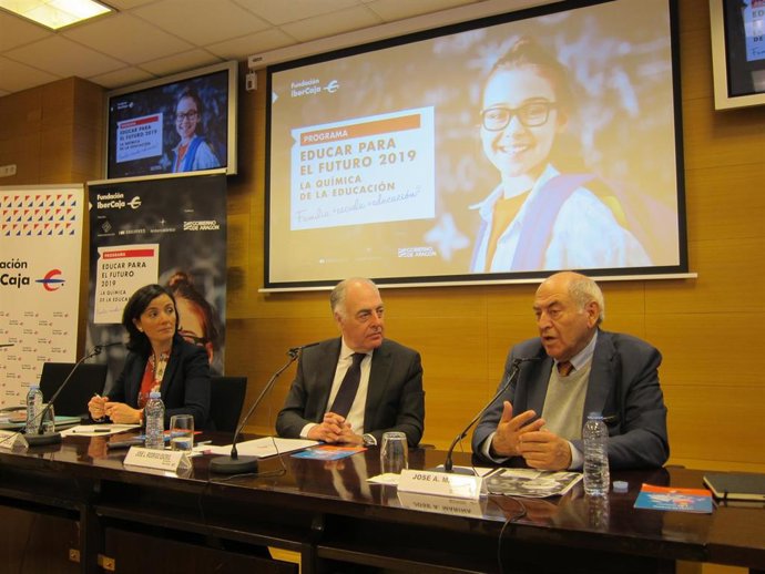 El programa Educar para el Futuro quiere involucrar más a los padres para acerca