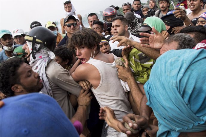 Enfrentamientos en la frontera entre Colombia y Venezuela