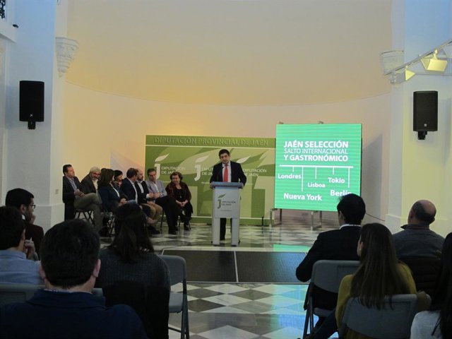 Francisco Reyes presenta el balance mandato del 2015-2019 en la Diputación de Ja