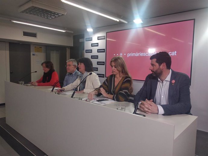 Cristina Pena, Josep Manel Ximenis, Elisenda Paluzie, Anna Arqué y Jordi Pou