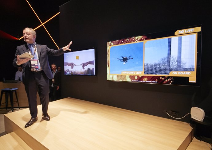 Samsung presenta un dron 5G en el MWC 2019