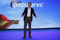 Casado dice que los españoles quieren ver su cara a cara con Sánchez porque ambos "pueden ser presidentes"