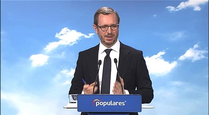 Rueda de prensa del vicesecretario de Organización del PP, Javier Maroto