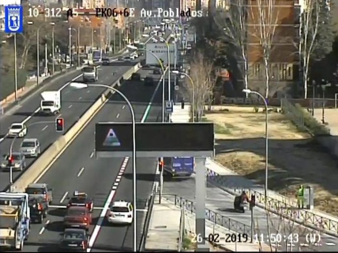 Los semáforos de la A-5 ya están en funcionamiento