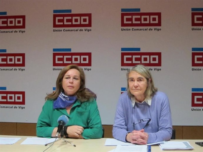 La secretaria de Muller e Igualdade en CCOO Galicia y su homóloga en Vigo