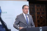 Bendodo asegura que todos los grupos están de acuerdo en reducir los miembros del Consejo de Administración de la RTVA