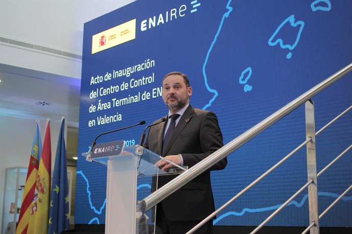 Inauguración del nuevo centro de Control de ÁreaTerminal de Enaire en Valencia