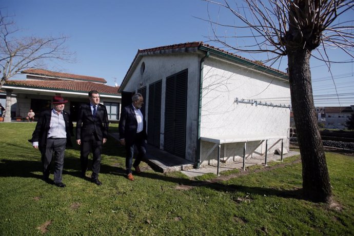 El conselleiro de Cultura visita albergue peregrinos en Pontevedra.