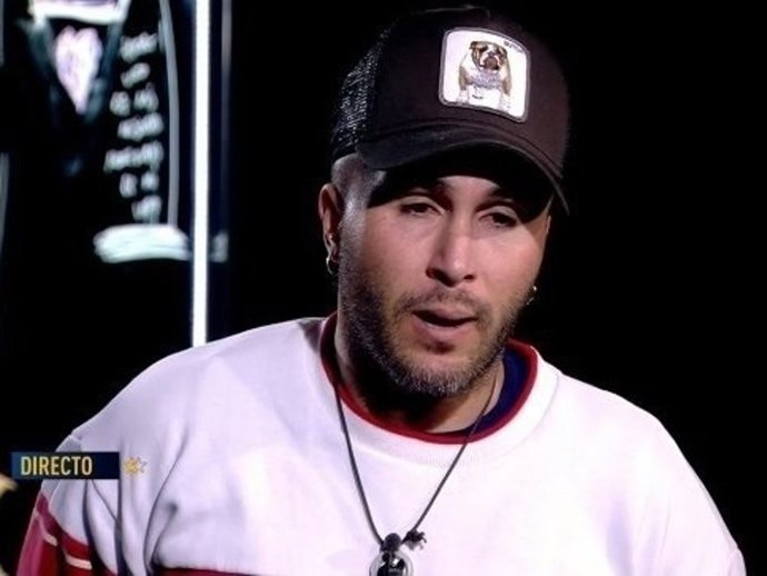 GH DÚO: Kiko Rivera con un pié fuera de la casa