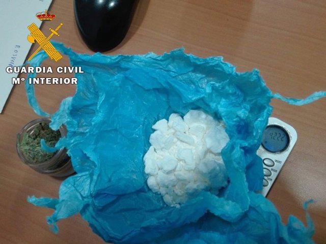 Opc Albacete. Nota De Prensa (Detención De Tres Personas Por Trafico De Drogas).