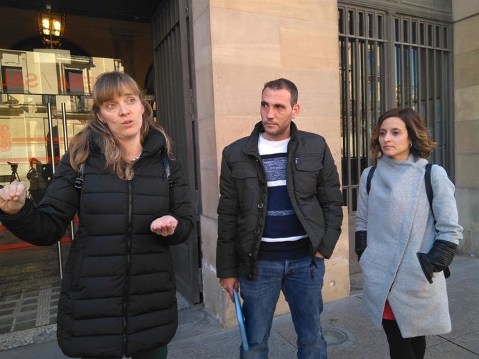 La familia del niño de Tudela pide a Barkos un plazo para conocer el estudio que