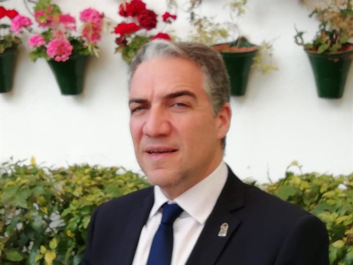 Bendodo afirma que el nuevo Gobierno andaluz actuará en violencia de género para