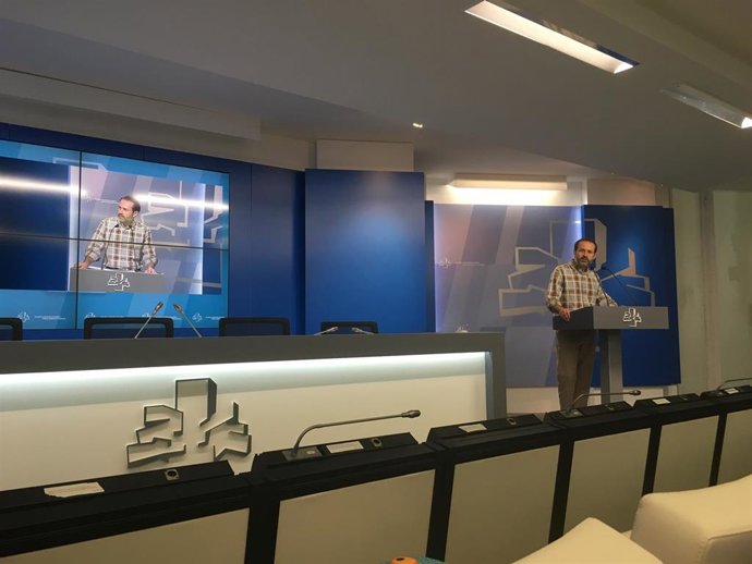 Rueda de prensa del parlamentario de la coalición Jose Ramón Becerra 