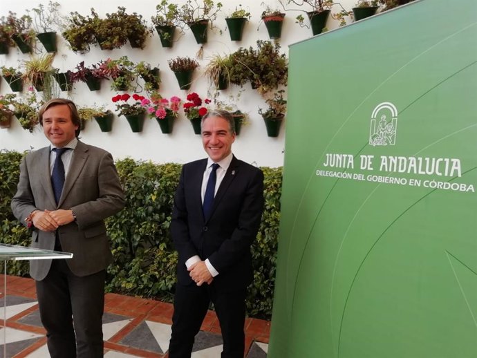 Bendodo llama a sentir "orgullo" de ser andaluz y español y defender "a ultranza